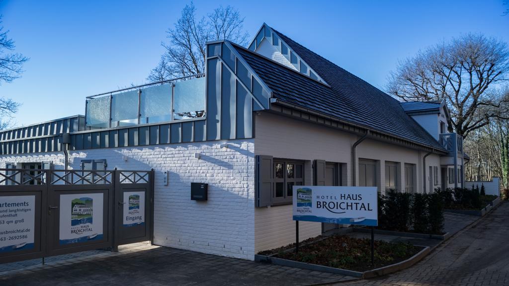 Hotel Haus Broichtal Alsdorf Exterior photo